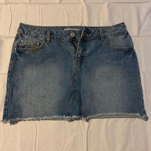 Jean mini skirt